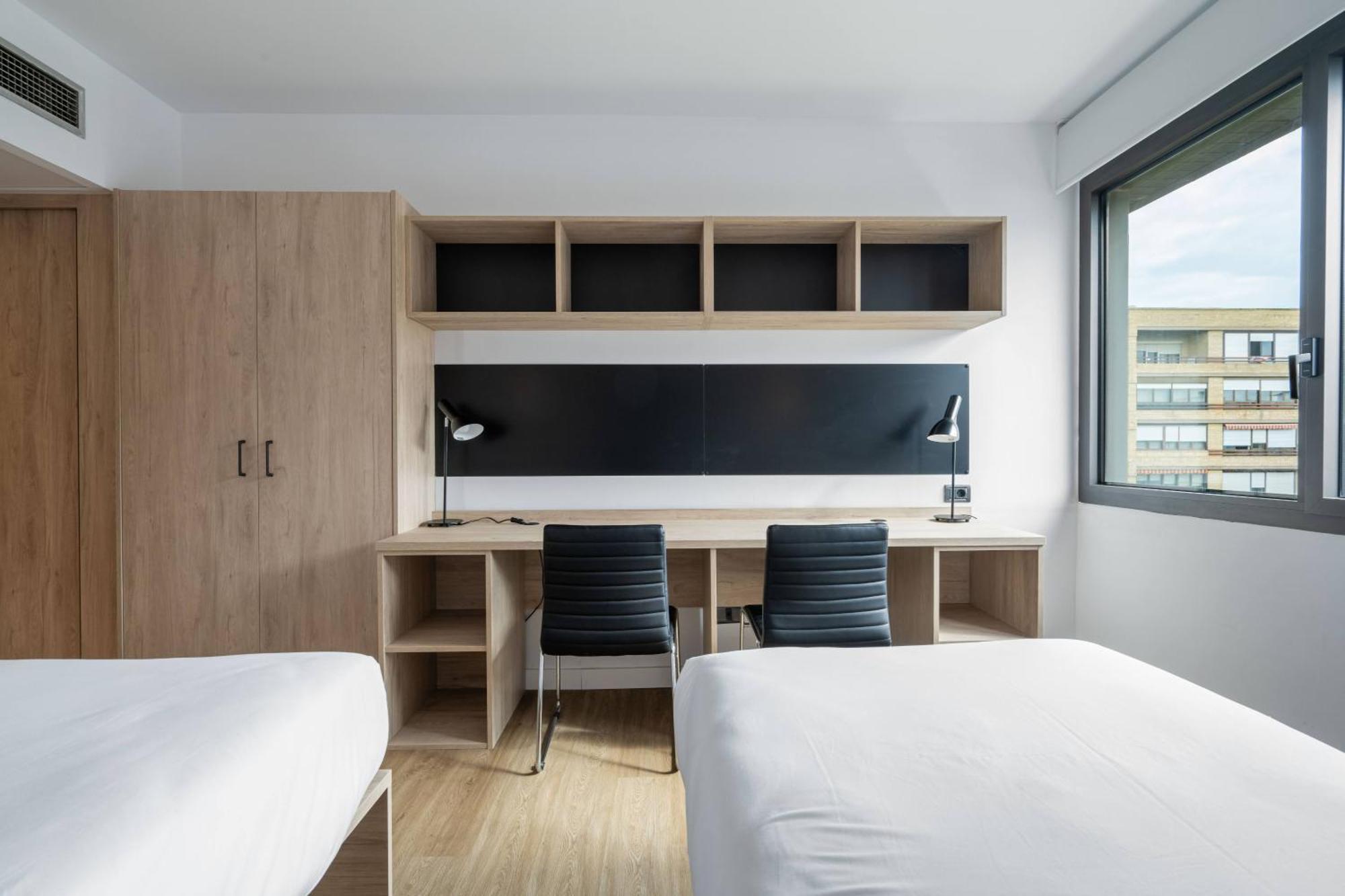 Micampus Pamplona Student Residence Exteriör bild